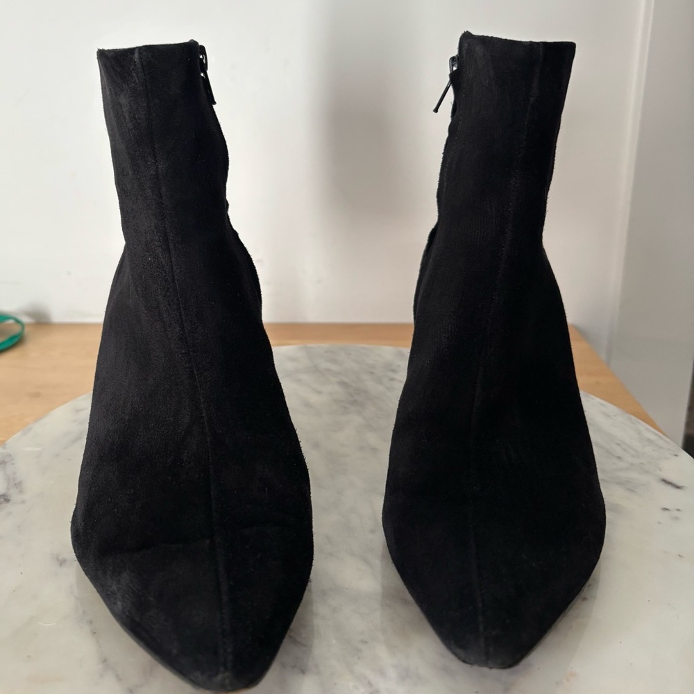 Vince. Alder Suede Ankle Boots - Picture 3 of 7